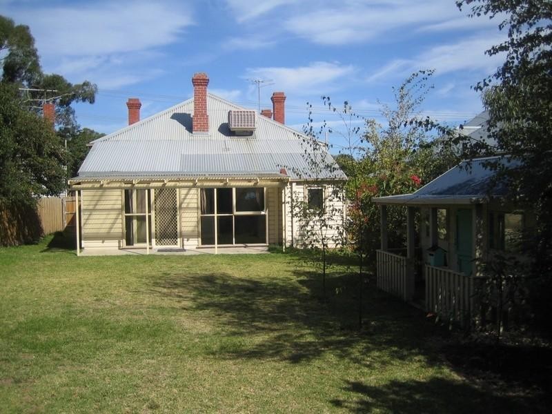 55 Euston Road, Hughesdale VIC 3166