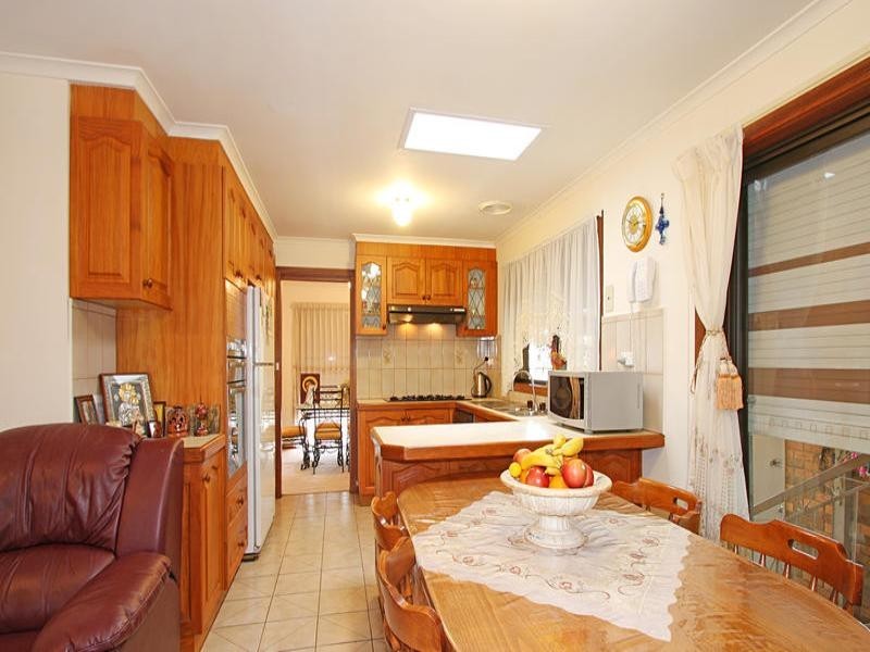 8 Pecan Court, Oakleigh South VIC 3167