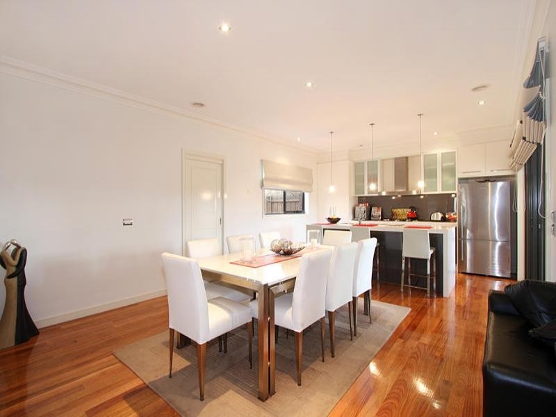 27 Ormond Road, Clayton VIC 3168