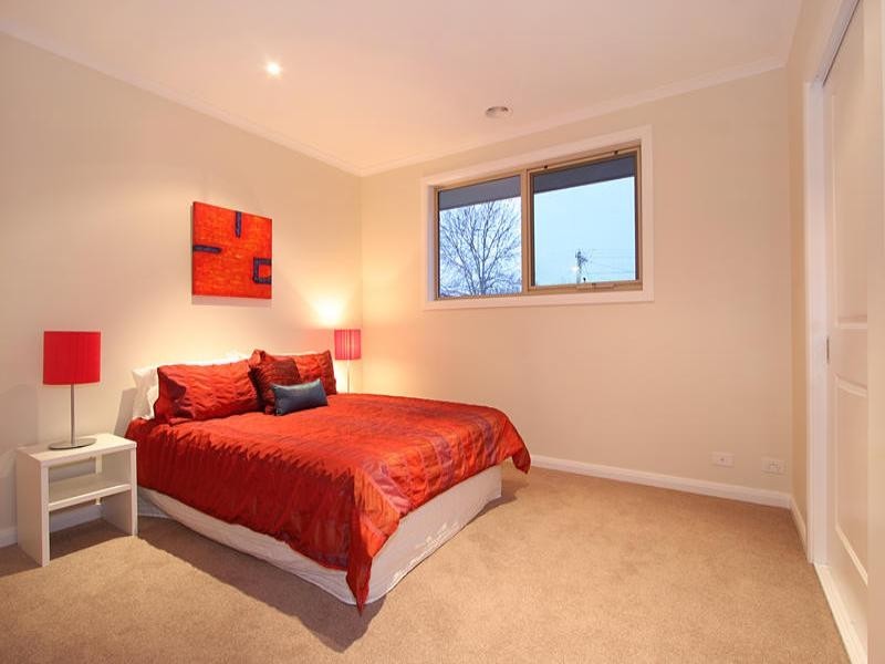 1/8 The Ridge, Glen Waverley VIC 3150