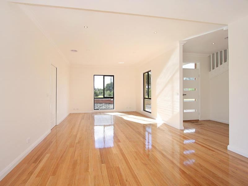 1/472 Haughton Road, Clayton South VIC 3169