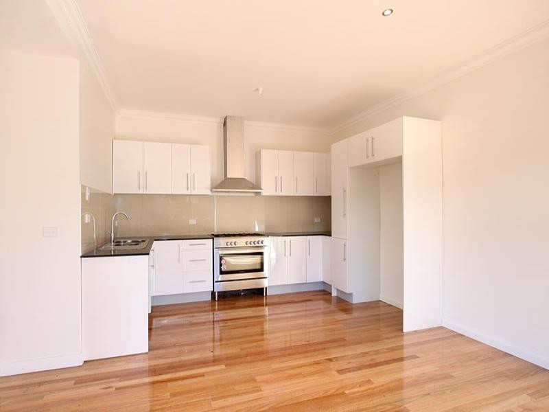 1/472 Haughton Road, Clayton South VIC 3169