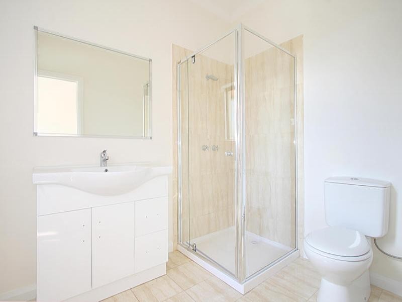 1/472 Haughton Road, Clayton South VIC 3169