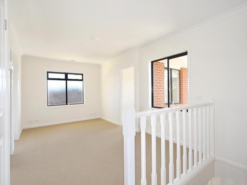 1/472 Haughton Road, Clayton South VIC 3169