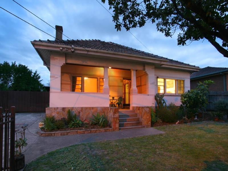 1/70 Ferntree Gully Road, Oakleigh East VIC 3166