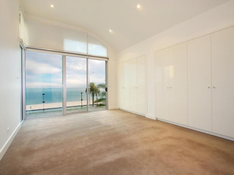 151 Beaconsfield Parade, Middle Park VIC 3206