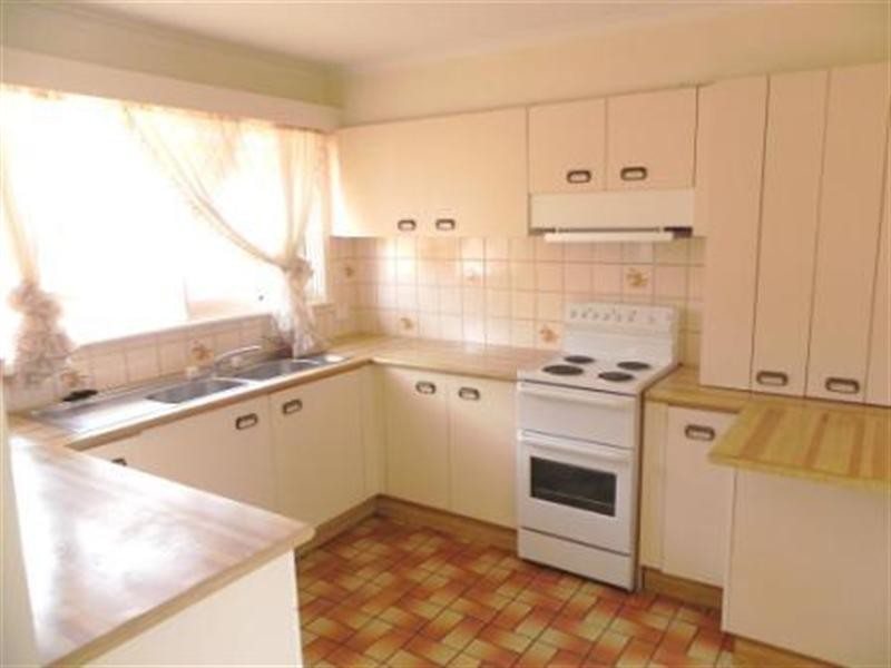 28 Koonalda Avenue, Glen Waverley VIC 3150