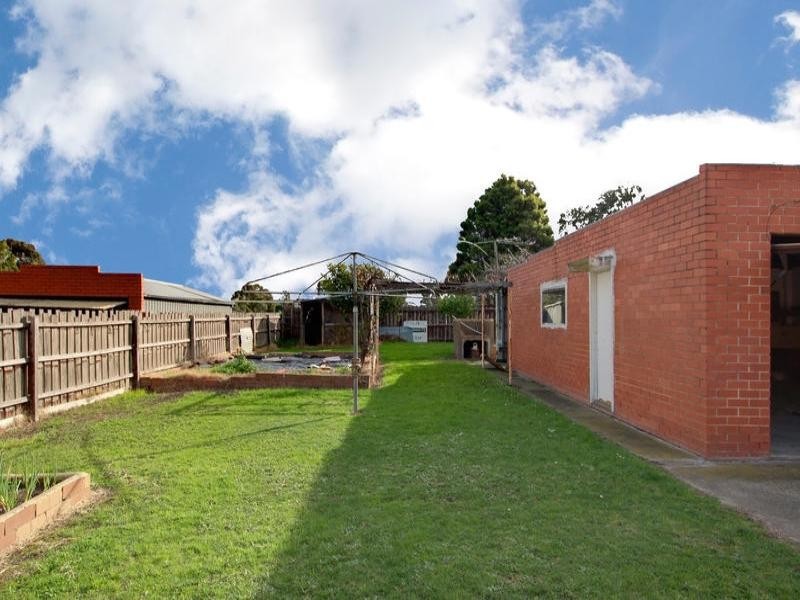 16 Flynn Street, Springvale VIC 3171