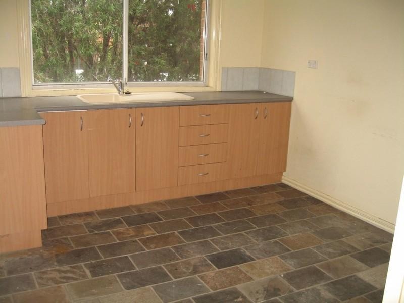 2a Palmerston Grove, Oakleigh VIC 3166