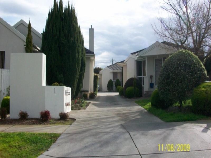 2/1 Coane Street, Oakleigh East VIC 3166