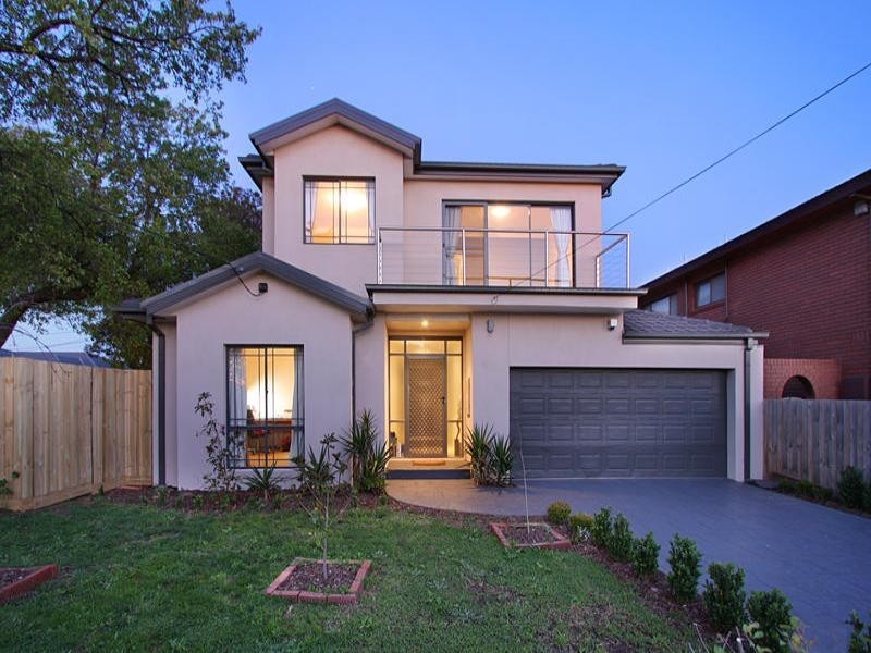 2a Alexander Avenue, Oakleigh East VIC 3166