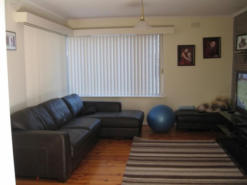 21 Sampson Drive, Mount Waverley VIC 3149