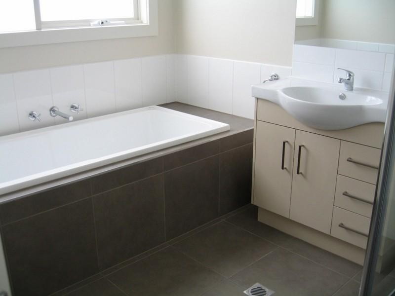 2/84 View Street, Clayton VIC 3168