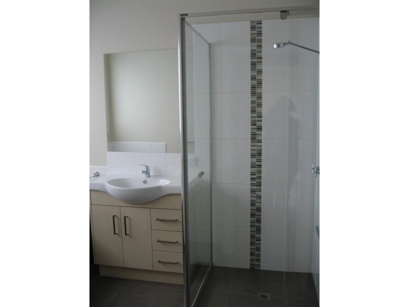 2/84 View Street, Clayton VIC 3168