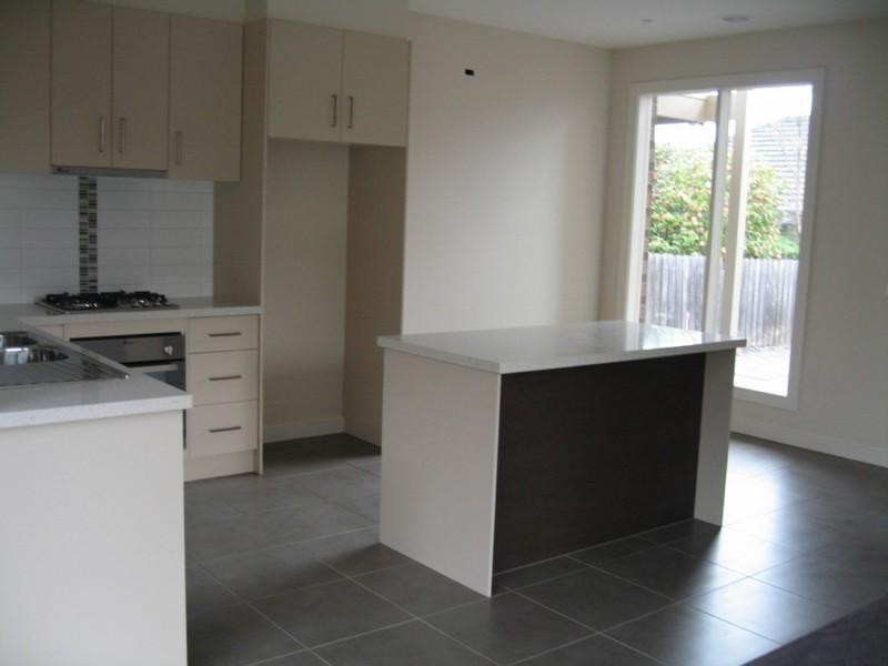 2/84 View Street, Clayton VIC 3168