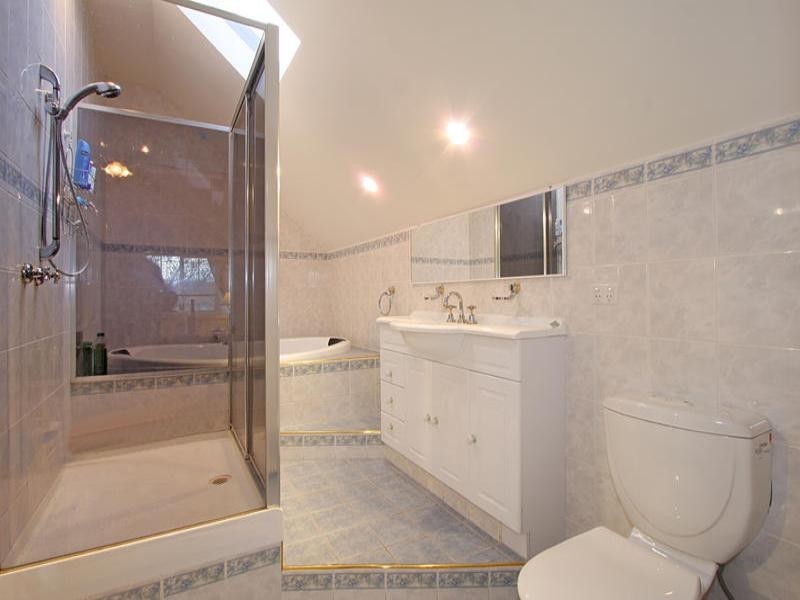 24 Oxford Street, Oakleigh VIC 3166