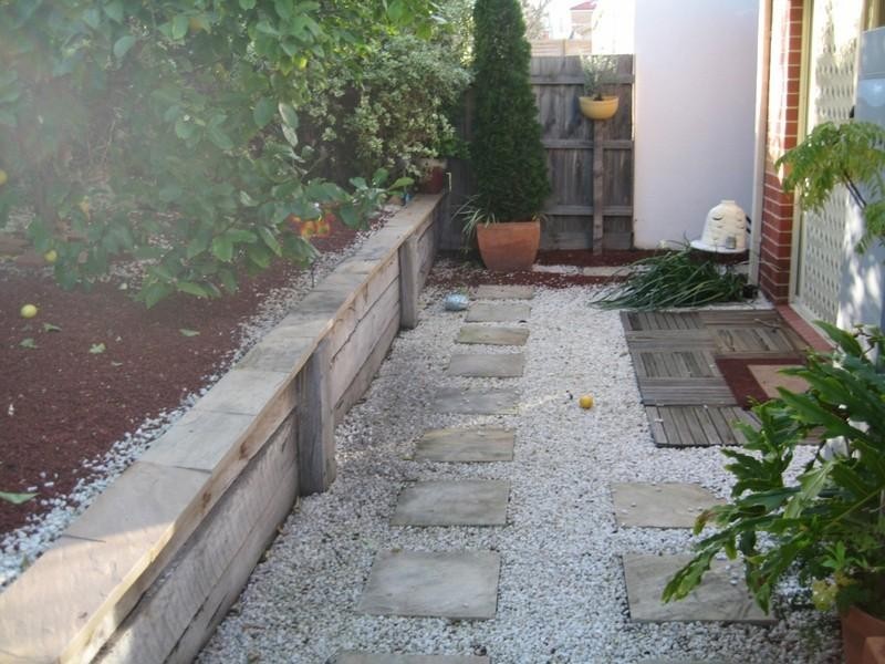 16 Elmtree Terrace, Chadstone VIC 3148