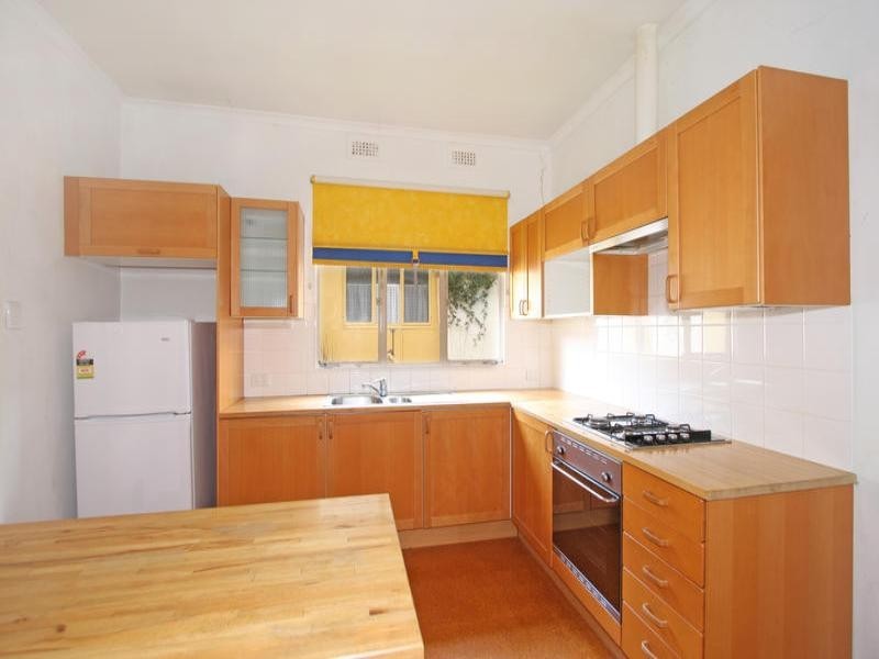 13 Woonah Street, Chadstone VIC 3148