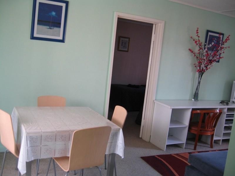 10/1366 Dandenong Road, Hughesdale VIC 3166