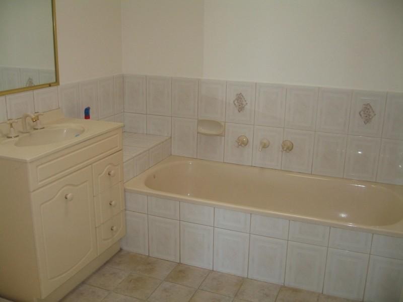 3/46 Edinburgh Street, Clayton VIC 3168