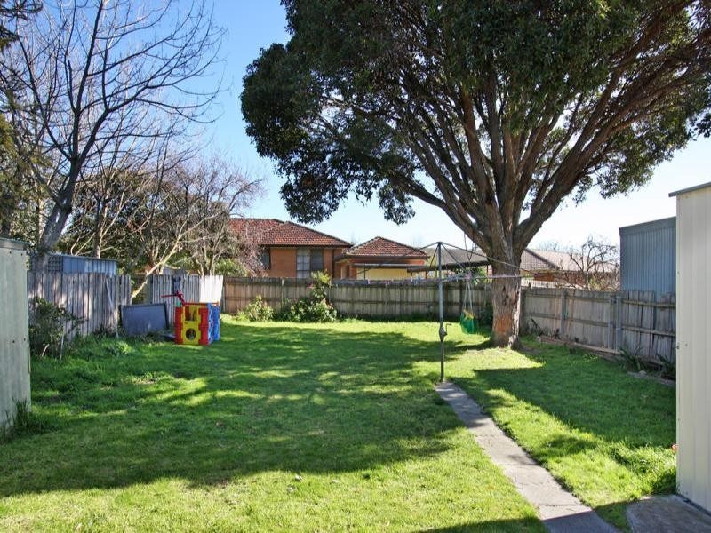 186 Power Avenue, Chadstone VIC 3148