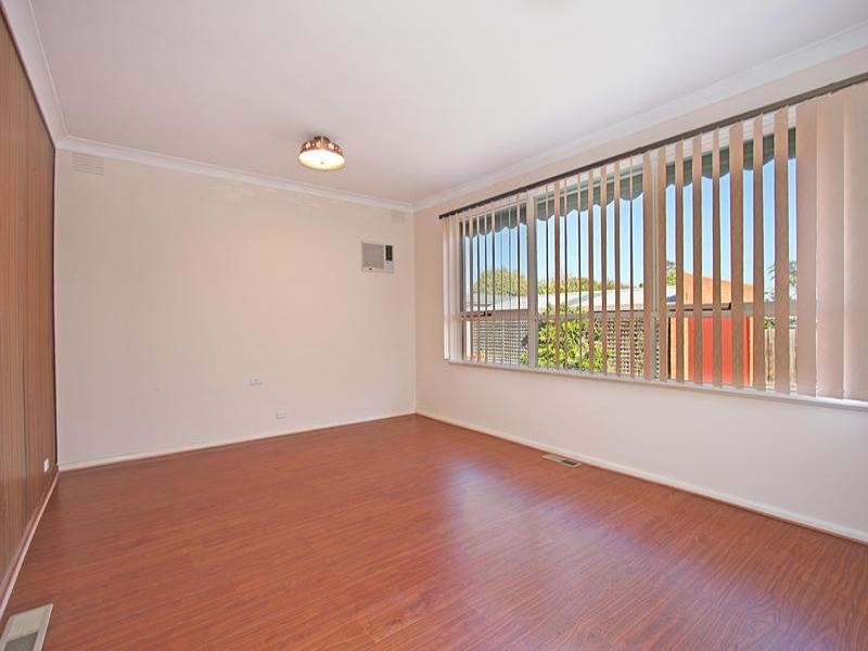 28 Cambridge Drive, Glen Waverley VIC 3150