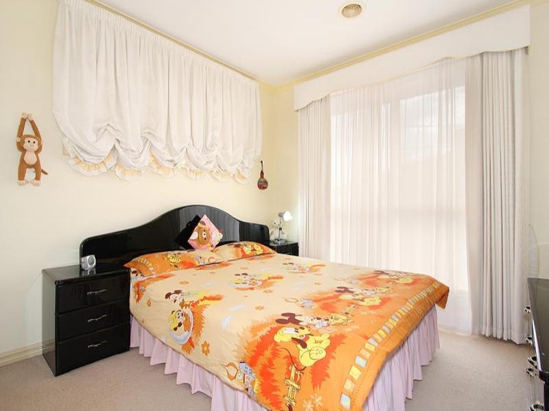 4 Baynton Street, Oakleigh East VIC 3166