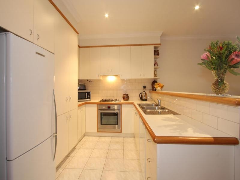 4a Swindon Road, Hughesdale VIC 3166