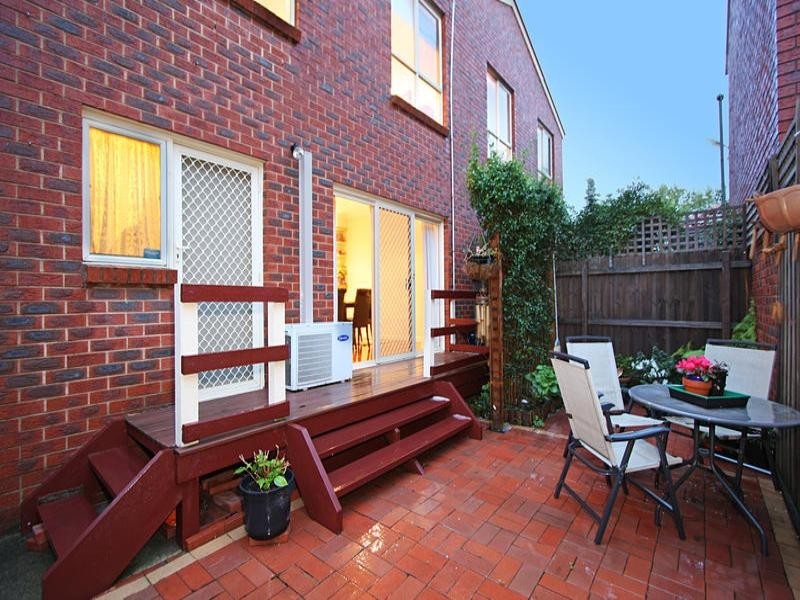 4a Swindon Road, Hughesdale VIC 3166