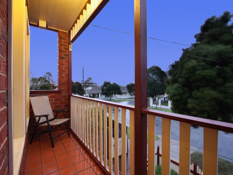 4a Swindon Road, Hughesdale VIC 3166