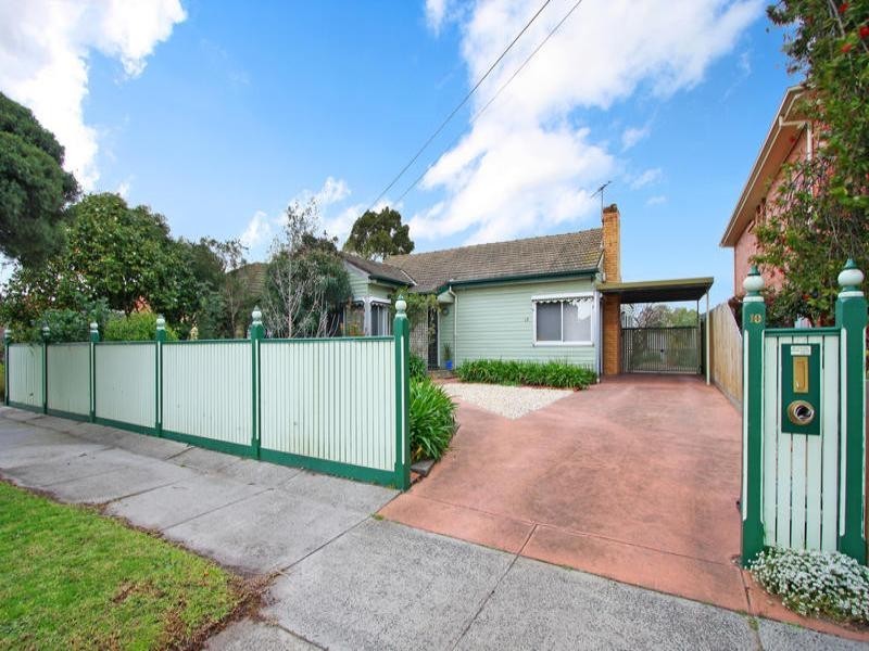 10 Peter Street, Oakleigh South VIC 3167