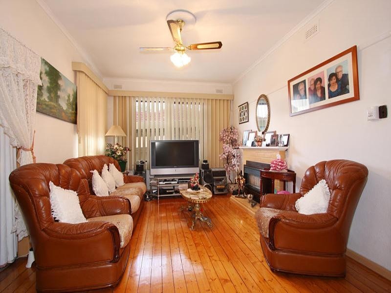 13 Jordan Street, Ashwood VIC 3147