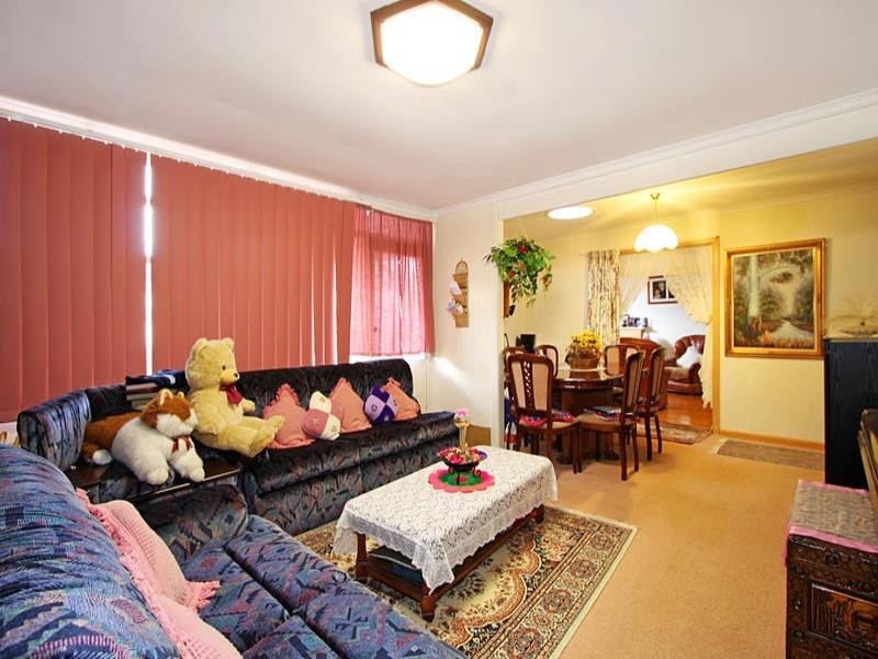 13 Jordan Street, Ashwood VIC 3147