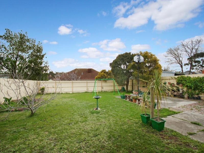 13 Jordan Street, Ashwood VIC 3147