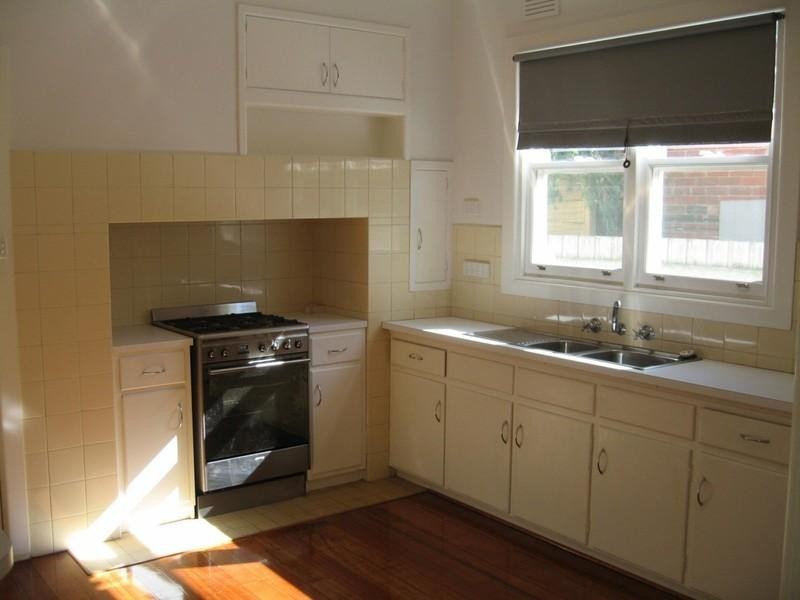 21 Andrew Street, Oakleigh VIC 3166