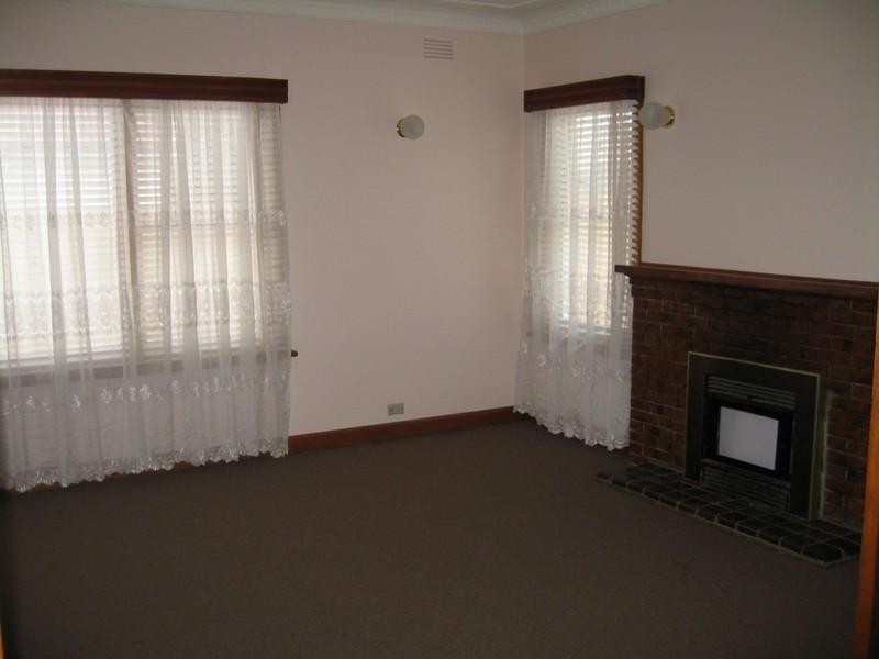 1/28 Manoon Road, Clayton VIC 3168