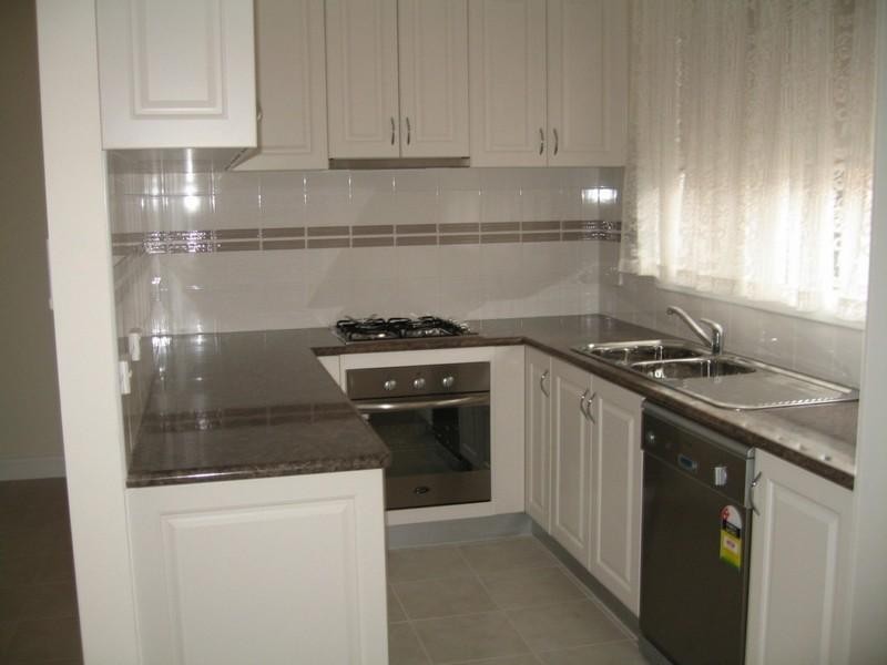 2/28 Manoon Road, Clayton VIC 3168