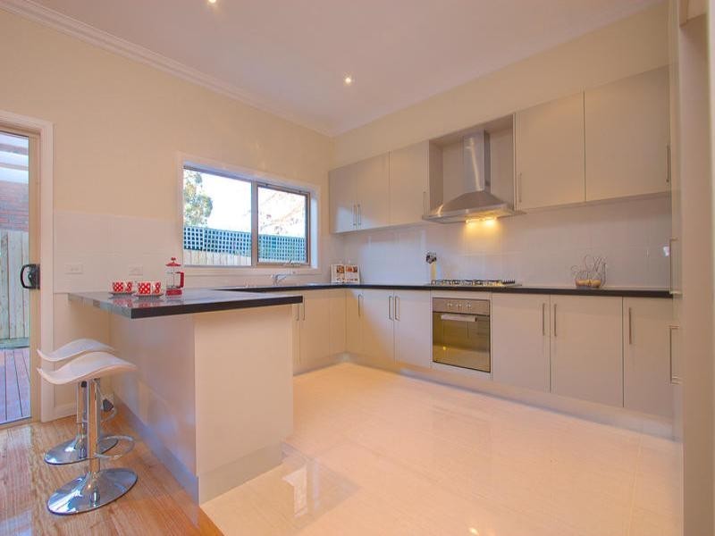 2/8 The Ridge, Glen Waverley VIC 3150