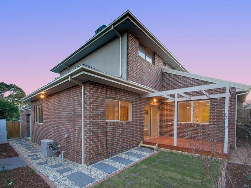 2/8 The Ridge, Glen Waverley VIC 3150