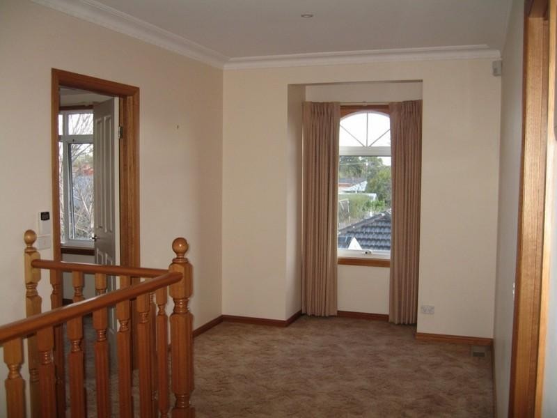 3/8 Bletchley Road, Hughesdale VIC 3166