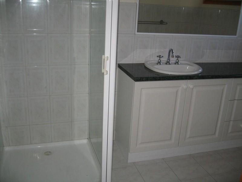 3/8 Bletchley Road, Hughesdale VIC 3166