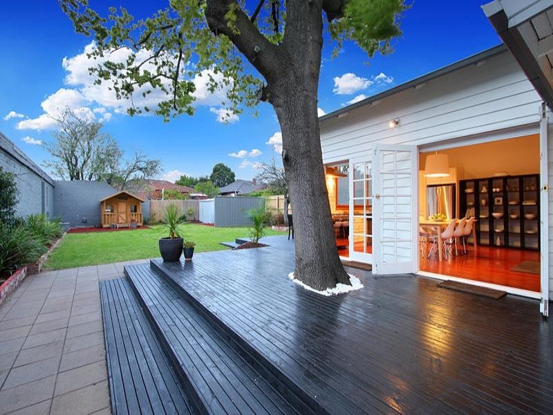 5 Swindon Road, Hughesdale VIC 3166