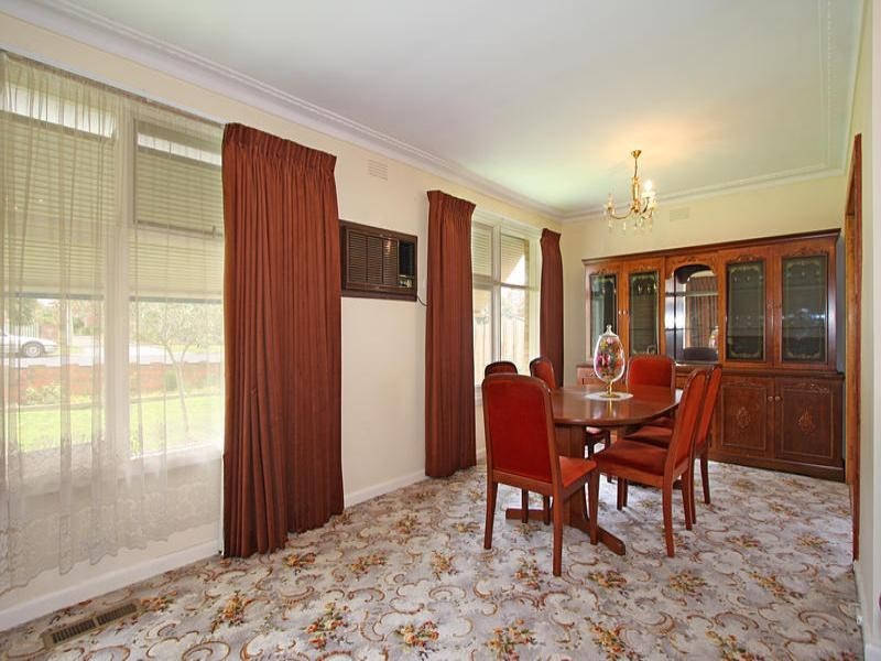 4 Connell Road, Oakleigh VIC 3166