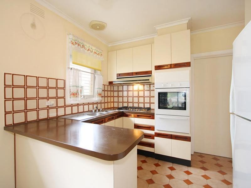 4 Connell Road, Oakleigh VIC 3166