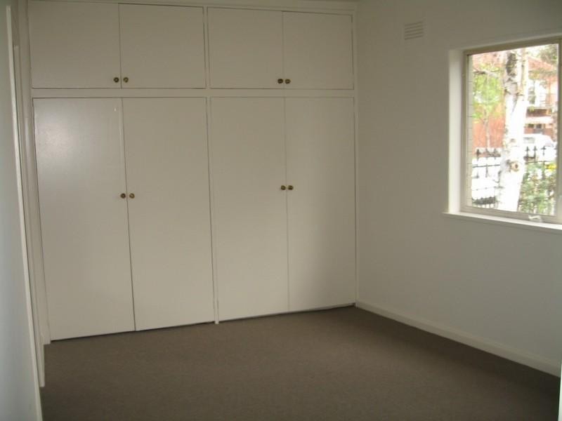 3/143 Canterbury Road, Middle Park VIC 3206