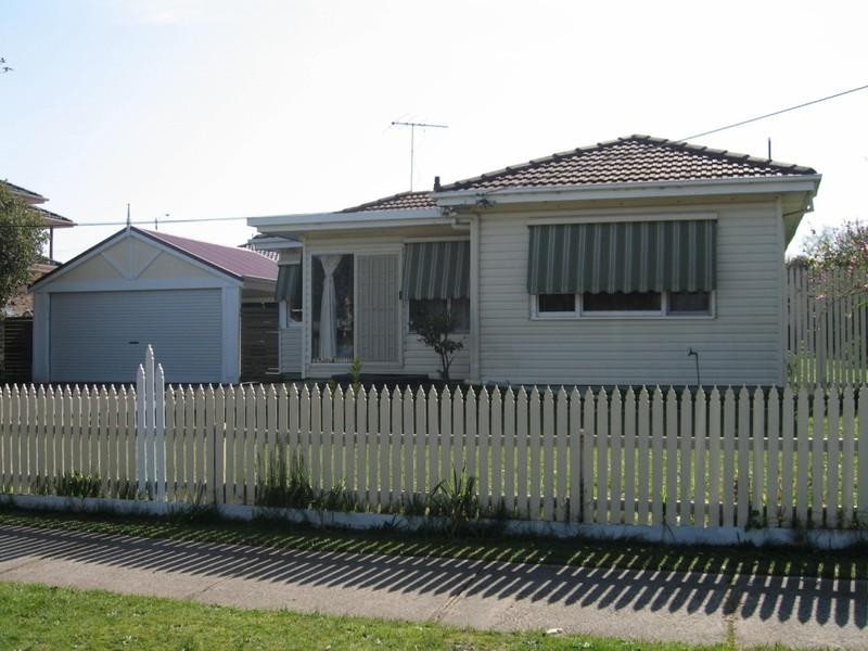 5 Garnett Street, Oakleigh East VIC 3166