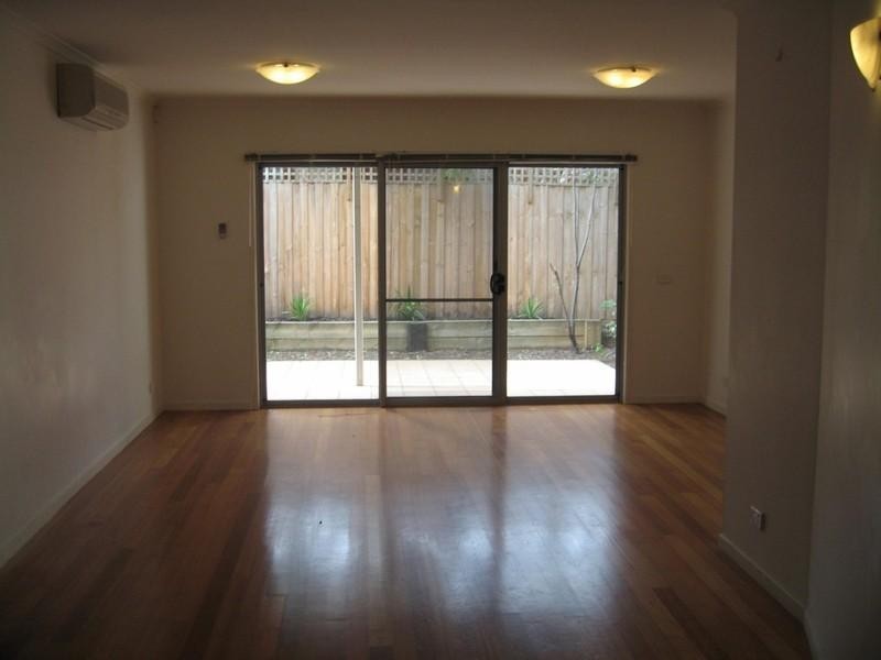 6/1162 Dandenong Road, Carnegie VIC 3163