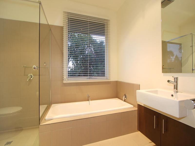 17A Grenfell Road, Mount Waverley VIC 3149