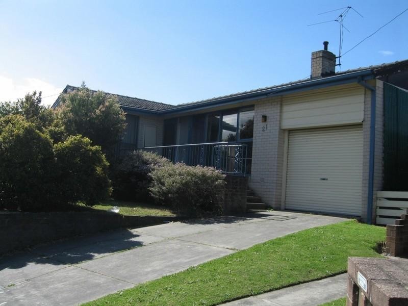 21 Karingal Drive, Frankston VIC 3199