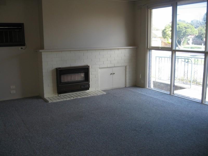 21 Karingal Drive, Frankston VIC 3199